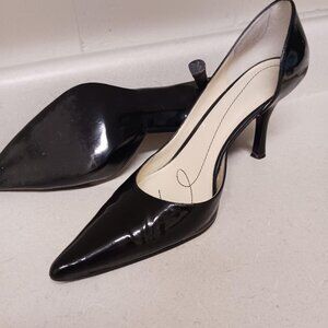 Anne Klein black patent leather heels